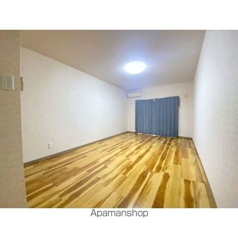 セレッソIKUWAの内装写真