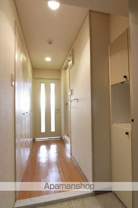 ロイヤルアネックスベイフロント[1K/19.5m2]の玄関