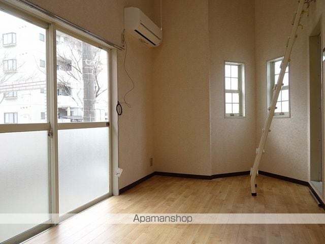 アップルハウス福住町A棟の内装写真