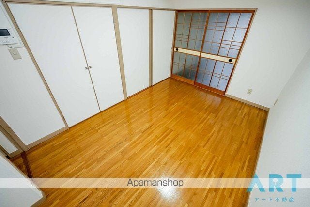 聖和ハイツ 西棟の内装写真