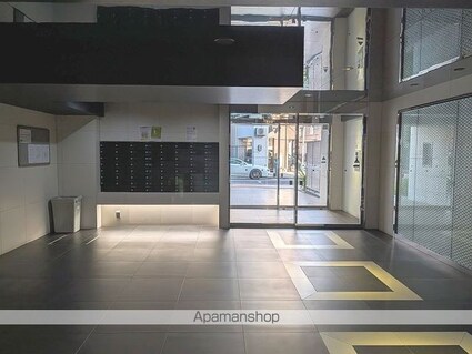 ジェノヴィア三ノ輪スカイガーデン[2LDK/53.4m2]のロビー1