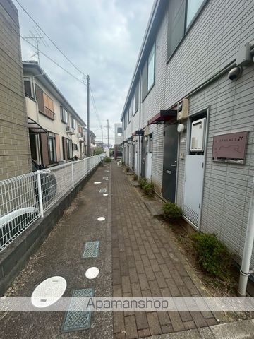 レオパレスパストラルBの玄関写真