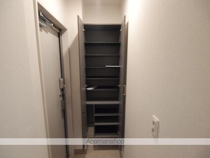 ＧＲＡＮＤ　ＤーＲＯＯＭ高宮北Ｅ[1LDK/39.77m2]の玄関