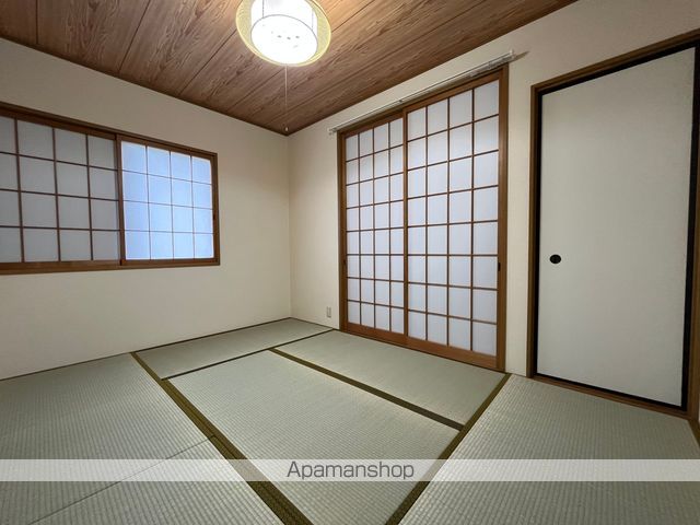 東海道本線 南草津駅 徒歩27分 2階建 築30年の内装写真