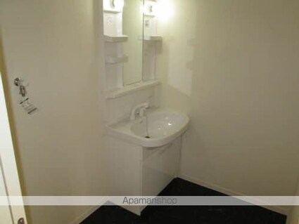 和歌山県海南市下津町上[2LDK/48.42m2]の洗面所