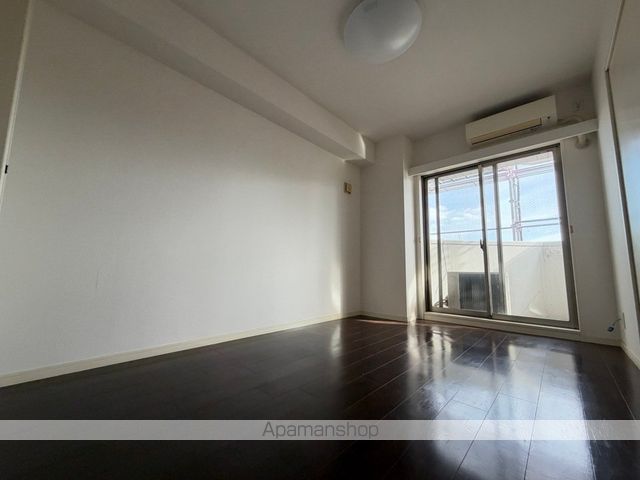 AMBIENTE 泉の内装写真