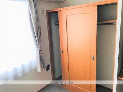 レオパレスサンピュア丸山[1K/22.35m2]の収納