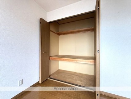 メゾンひまわり[2LDK/56.3m2]の収納