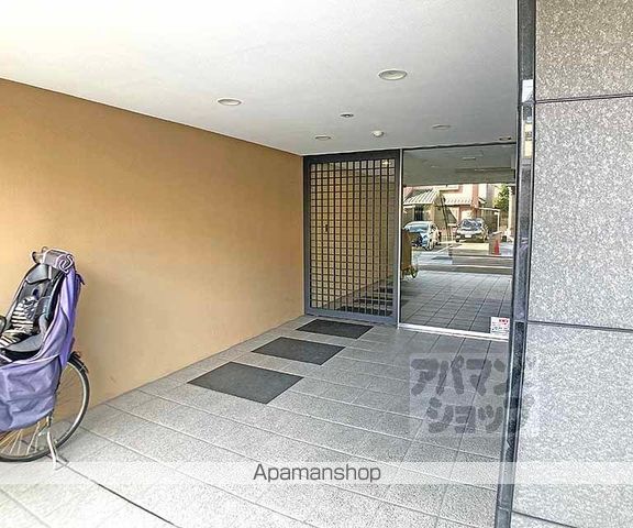 グラシア堺町御門の玄関写真
