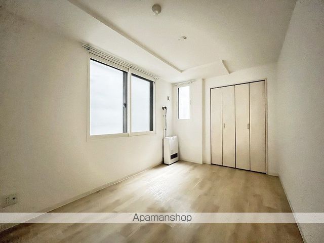 モンツァL714の内装写真