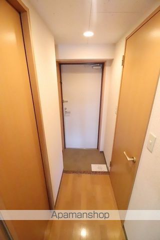 リードアヴニールの内装写真