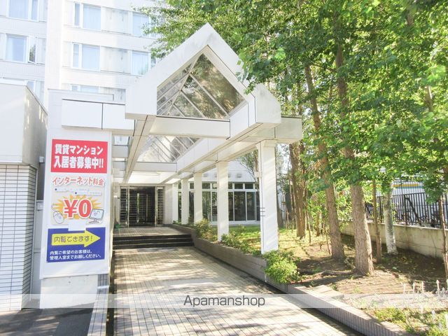 藤井ビルひばりが丘の玄関写真