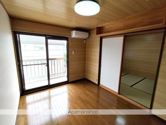 クレセントヴィレッジA棟の内装写真