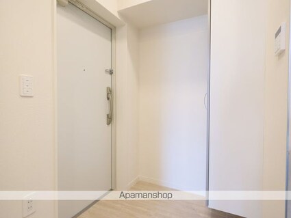 Ｇｒａｎｄ　Ｃｈａｉｎｏｎ金山[1R/33.6m2]の玄関