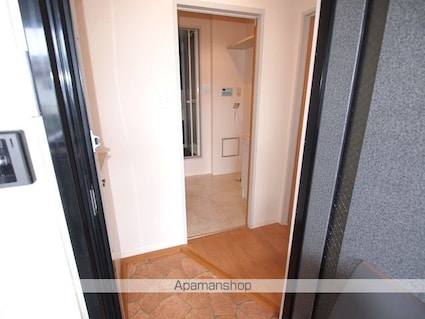 フレグランスたけくら　Ｃ棟[2LDK/50.54m2]の玄関