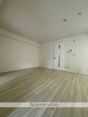 シーズンコート植田南の内装写真