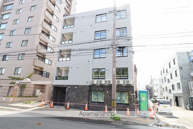 グランメール 豊平公園駅前の外観写真