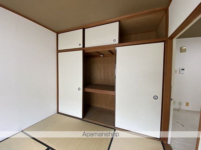 小鳩マンションの内装写真