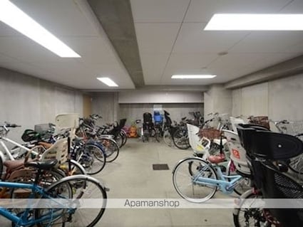 ＫＤＸレジデンス半蔵門[1R/36.66m2]の共用部2