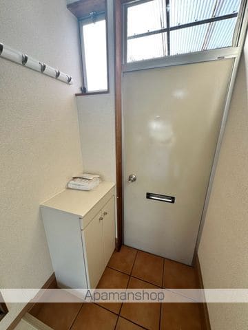 オレンジフローラIIの内装写真