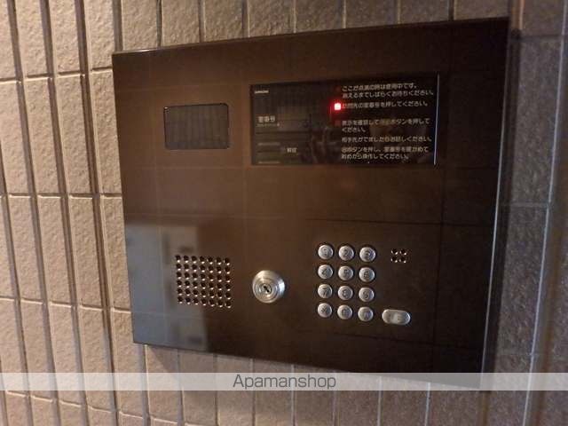 ヴェルドミール桑園壱番館の玄関写真