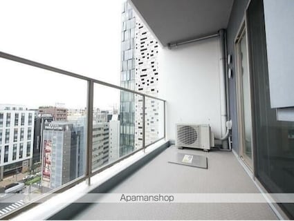 コンフォリア新宿イーストサイドタワー[1LDK/62.86m2]のバルコニー
