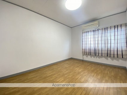 江尻ヶ丘町戸建１７６[5DK/105.16m2]の内装4