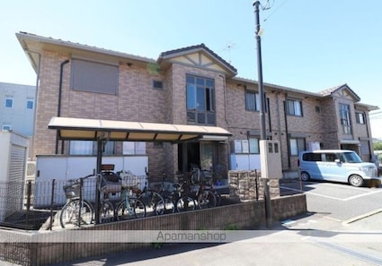 ｃｈａｒｍａｎｔ　ｃｏｕｒｔ　Ｍ’ｓ[2LDK/53.76m2]の外観2