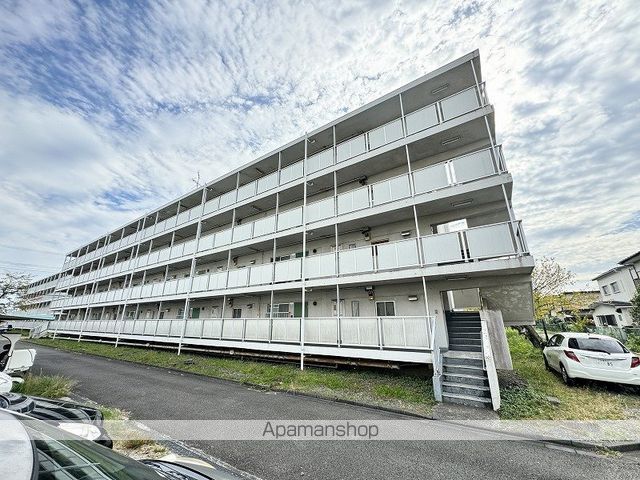 ビレッジハウス郷地6号棟の外観写真