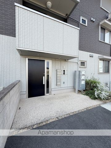 パストラル庄町の玄関写真