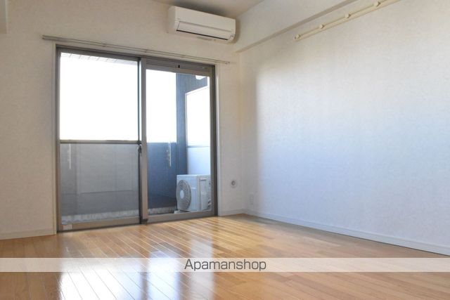 エンクレスト天神IIIの内装写真