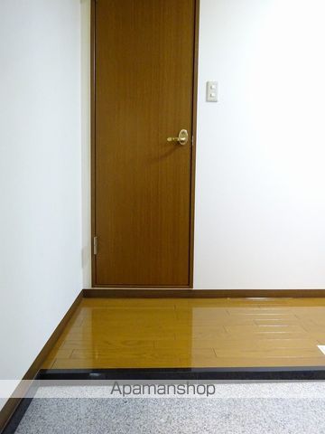 ヒズ・イマージュ北浜の内装写真