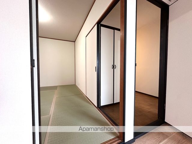 南郷四丁目貸家の内装写真