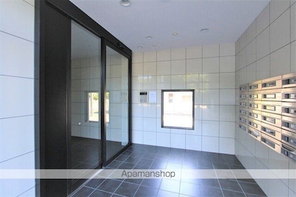 アーバン清水町[1LDK/37.5m2]のエントランス1