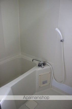 オリヴィエ東川口[3DK/66.76m2]のバス