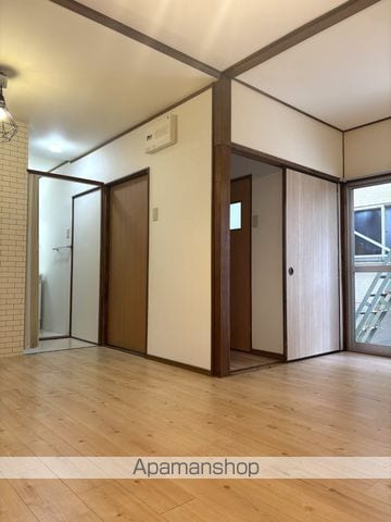 南海電鉄南海本線 尾崎駅 徒歩19分 2階建 築52年の内装写真