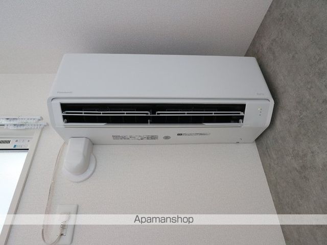 コンフォール西鶴間4丁目の内装写真