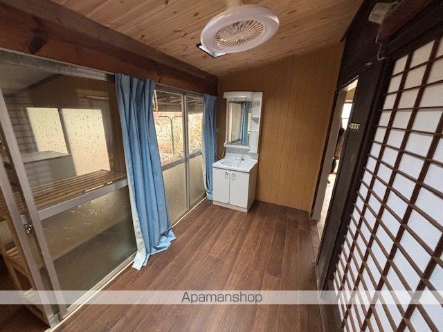 detached 福島県伊達郡川俣町大字鶴沢字下中島2-4
鶴沢の賃貸情報を見る
物件地図