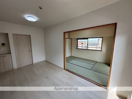 愛知県半田市泉町[3DK/60.13m2]の内装2