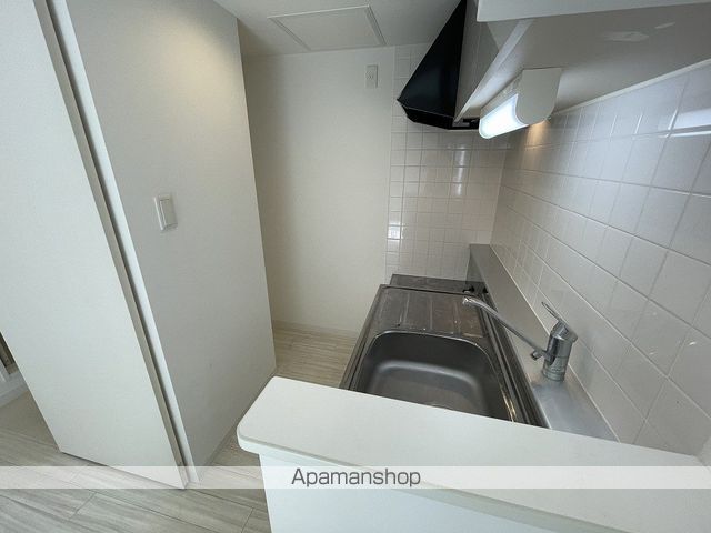FLOS PROVAの内装写真