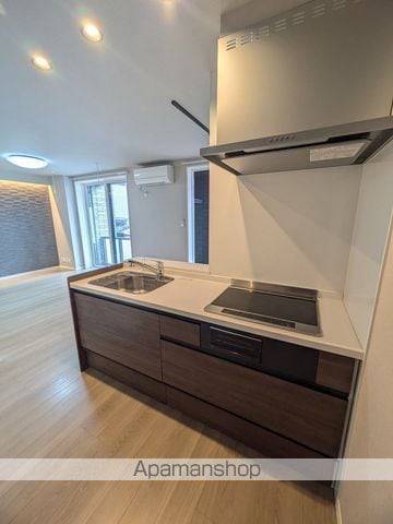 premium MARUCO 虎丸町の内装写真