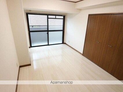 モアクレスト[2LDK/68m2]の内装1