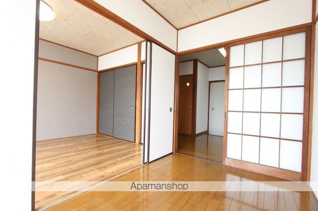 ネット101の内装写真