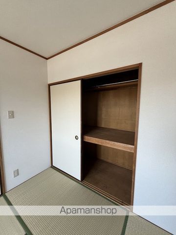 ステム中百舌鳥の内装写真