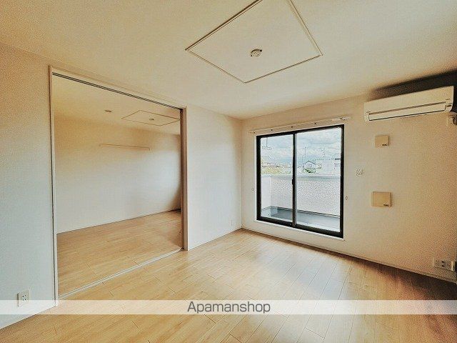 アヴニールの内装写真