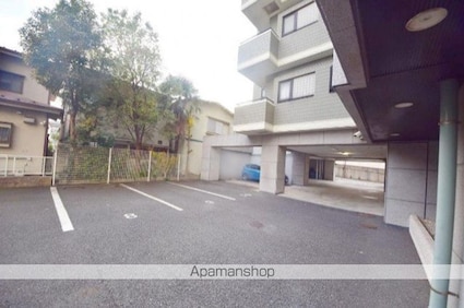 パークキューブ小岩[2LDK/55.72m2]の駐車場