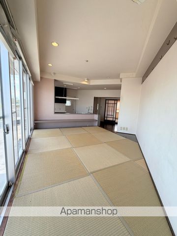 エクセイト公立大前の内装写真