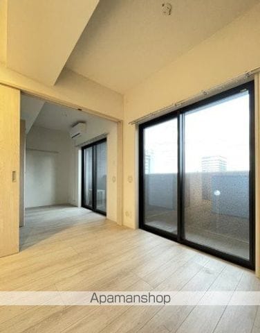 MAJESTIC千葉みなとの内装写真