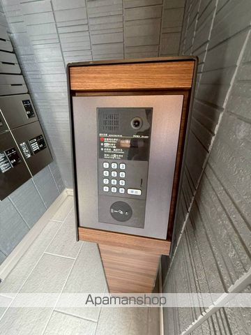 DーROOM和歌山黒田IIの玄関写真