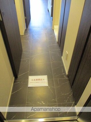 ザ・パークハビオ高円寺レジデンス[1R/25.3m2]の玄関